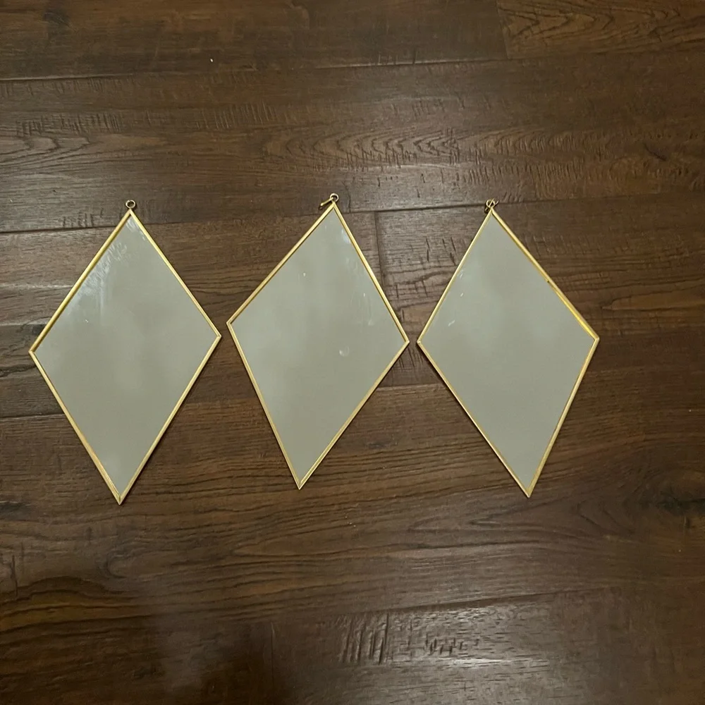 Diamond Shaped Accent Mirrors